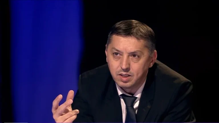 Haos în educație. “Școala românească se întoarce la Gelu, Glad și Menumorut”